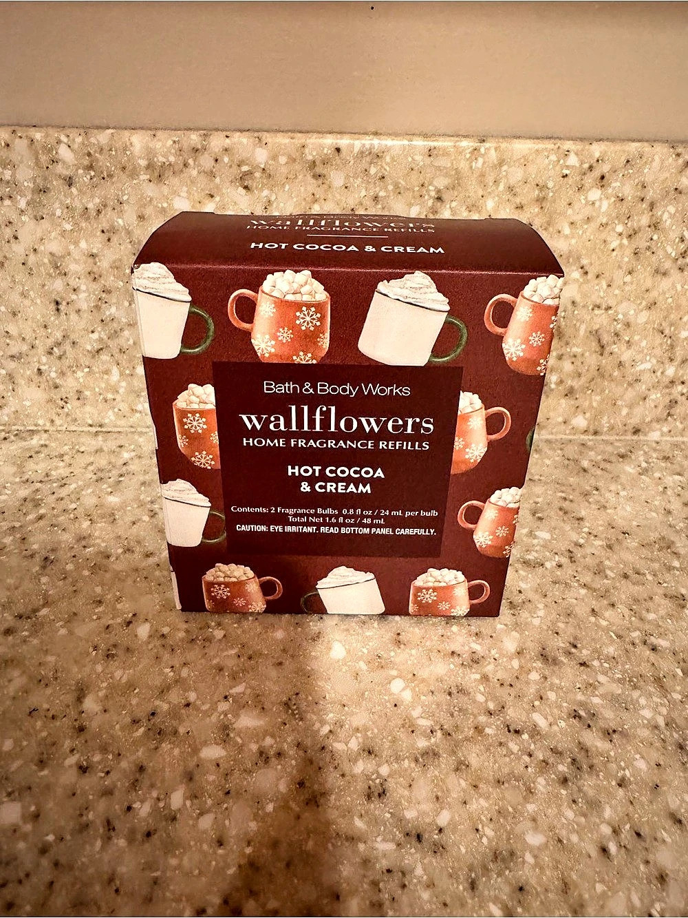 Bath & Body Works Wallflowers Hot Cocoa & Cream Wallflowers Fragrance Refills 1